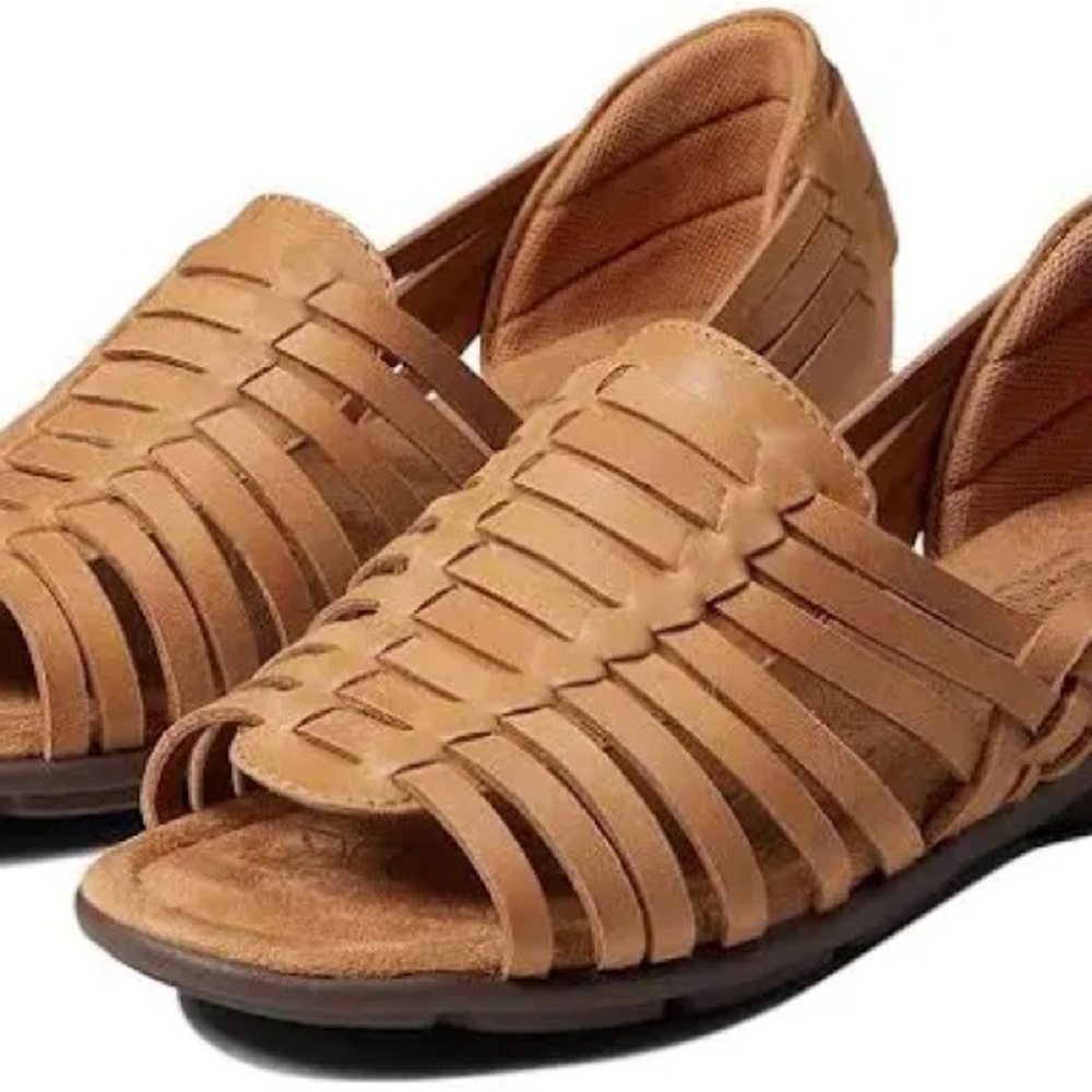 COMFORTIVA Memory Foam Rainer Brown Woven Huarache Leather Flats Womens Size 9